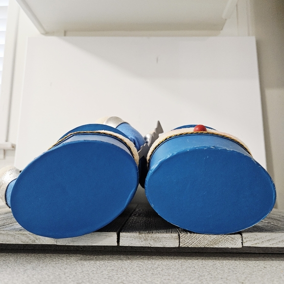 VTG Pair of 17" Toy Soldier Nutcracker Blue Cylinder Christmas Holiday Cardboard - Picture 12 of 16